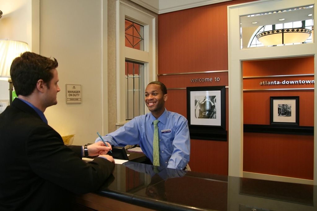 Hampton Inn & Suites Atlanta-Downtown Interior photo